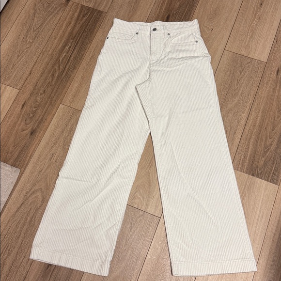 Lands End NWOT SIZE 6 Ivory val wide wale corduroy WIDE LEG HIGHRISE Jeans - Picture 13 of 13